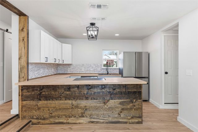 603 N Pearl Street, Comanche, TX 76442