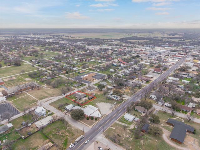 603 N Pearl Street, Comanche, TX 76442