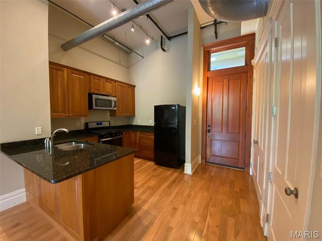 3556 Magnolia Avenue 202, St Louis, MO 63118