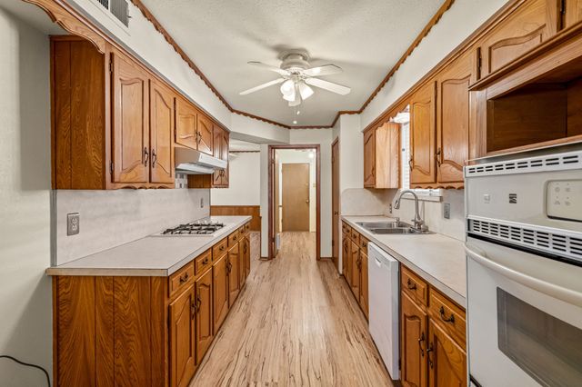 11034 Ridgemeadow Drive, Dallas, TX 75218