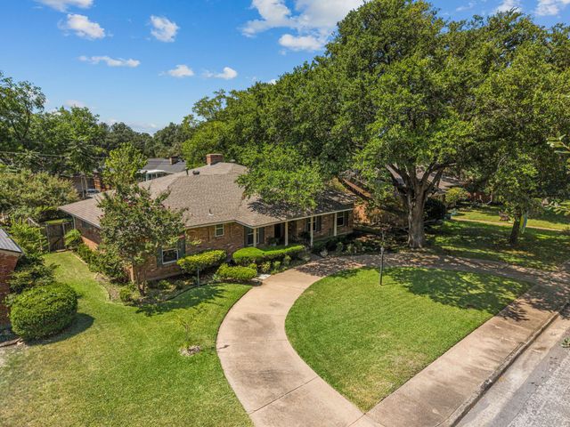 11034 Ridgemeadow Drive, Dallas, TX 75218