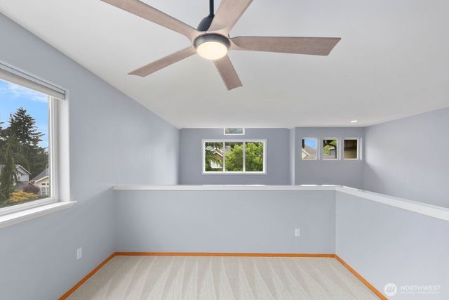5529 Elizabeth Loop SE, Auburn, WA 98092