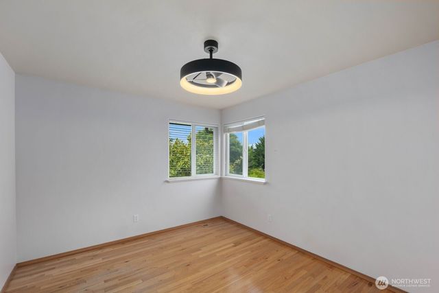 5529 Elizabeth Loop SE, Auburn, WA 98092