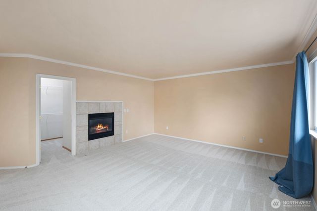 5529 Elizabeth Loop SE, Auburn, WA 98092