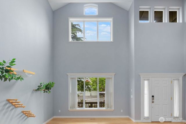 5529 Elizabeth Loop SE, Auburn, WA 98092