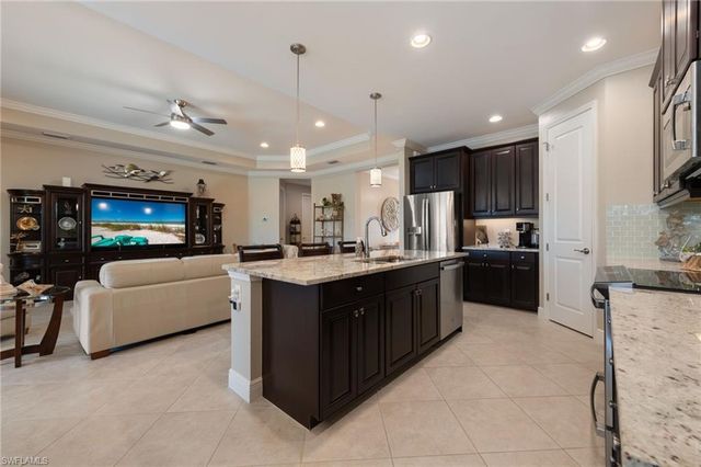 3557 Canopy CIR, Naples, FL 34120