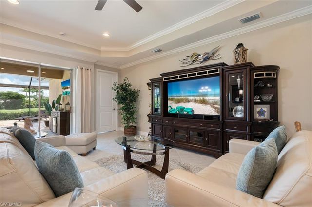 3557 Canopy CIR, Naples, FL 34120