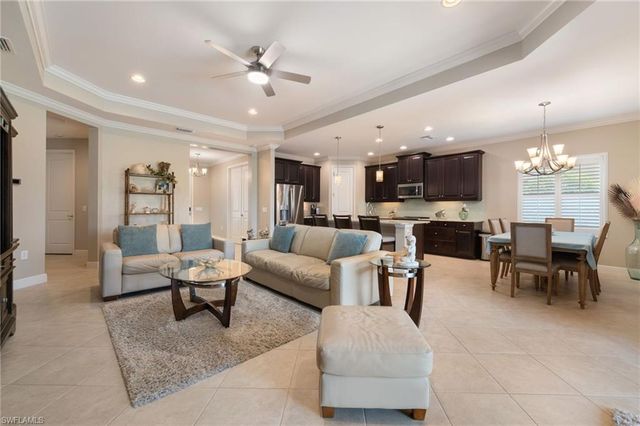 3557 Canopy CIR, Naples, FL 34120