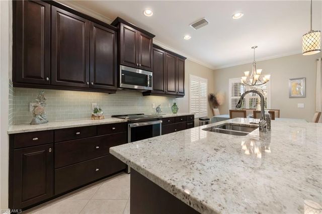 3557 Canopy CIR, Naples, FL 34120