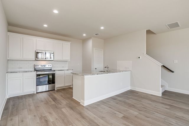 6914 Yellow Hammer Way, Arlington, TX 76001