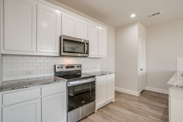 6914 Yellow Hammer Way, Arlington, TX 76001