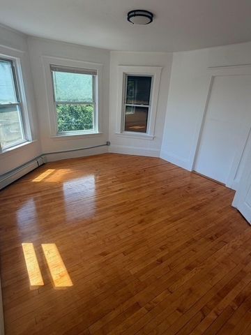 47 Longwood Ave 2, Fitchburg, MA 01420