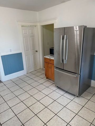 47 Longwood Ave 2, Fitchburg, MA 01420
