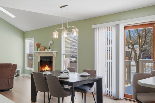 296 Charlotte Avenue, Crystal Lake, IL 60014