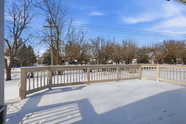 296 Charlotte Avenue, Crystal Lake, IL 60014