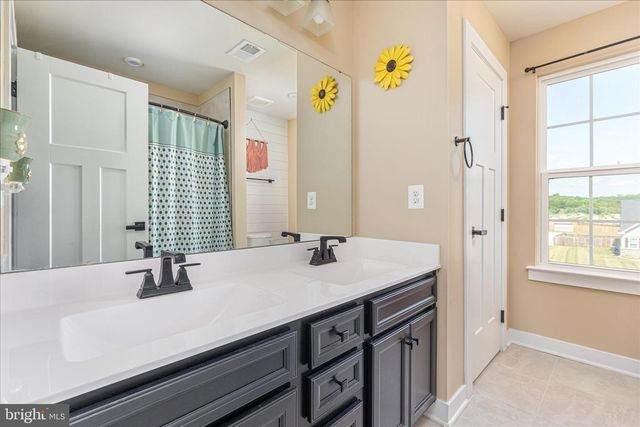 207 DECATUR, Stephens City, VA 22655