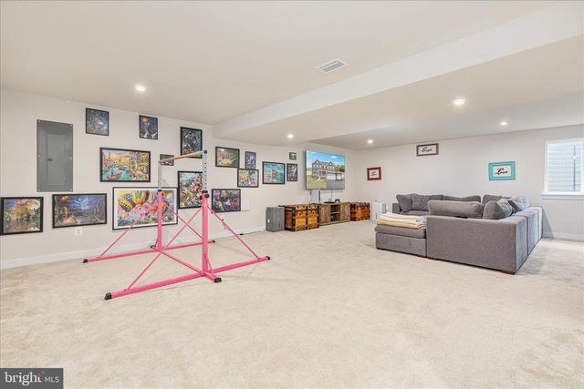207 DECATUR, Stephens City, VA 22655