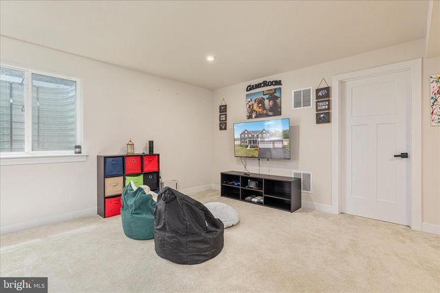 207 DECATUR, Stephens City, VA 22655
