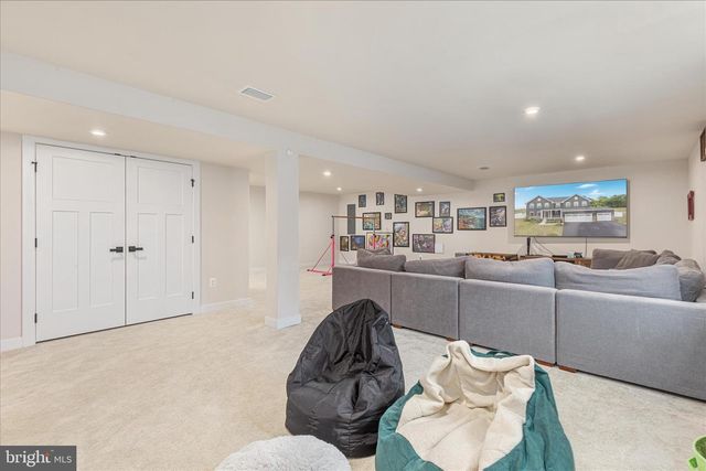 207 DECATUR, Stephens City, VA 22655