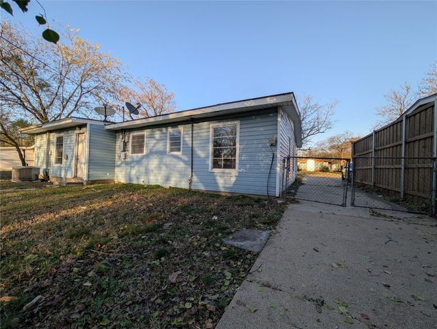 613 Grande Drive, Mesquite, TX 75149