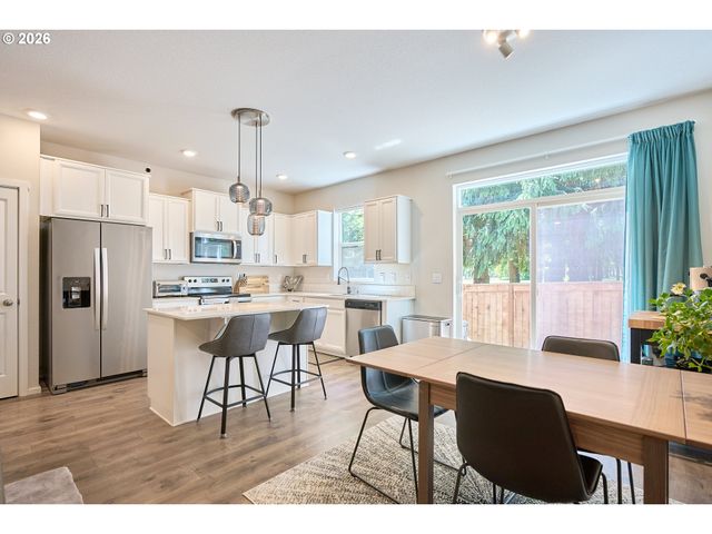 5904 Ne 80TH Ct, Vancouver, WA 98662