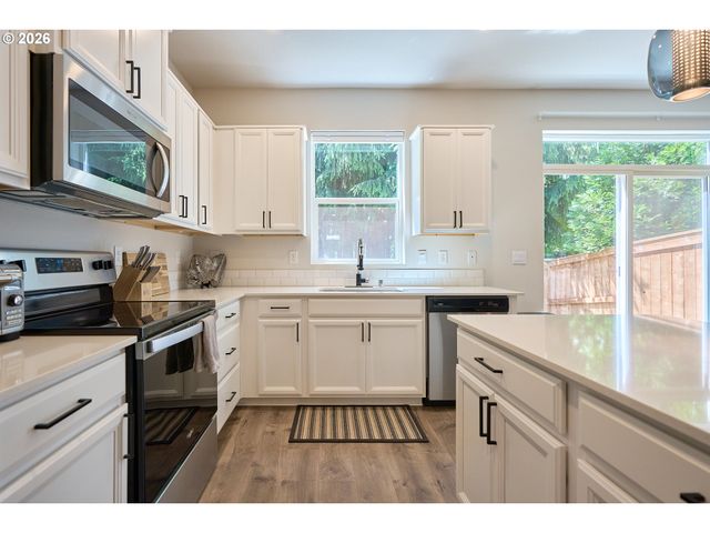 5904 Ne 80TH Ct, Vancouver, WA 98662