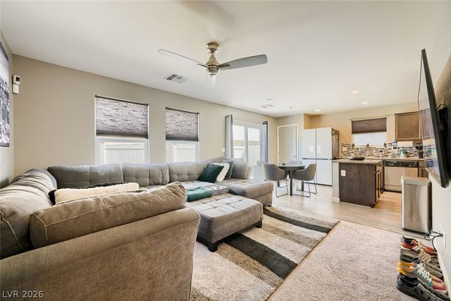 1896 Via Del Rey Court, Las Vegas, NV 89115