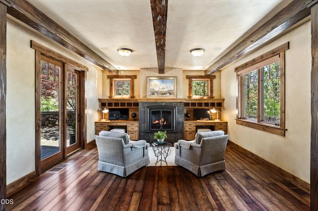 3444 NW Greenleaf Way, Bend, OR 97703