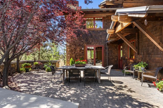 3444 NW Greenleaf Way, Bend, OR 97703