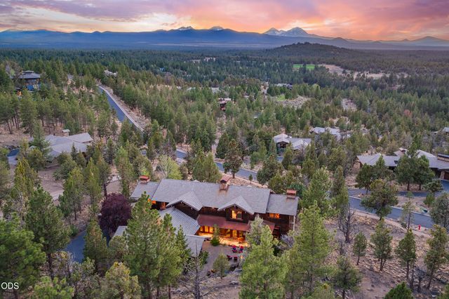 3444 NW Greenleaf Way, Bend, OR 97703