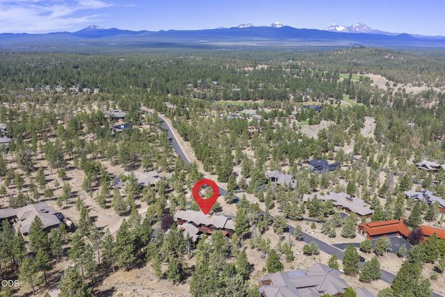 3444 NW Greenleaf Way, Bend, OR 97703