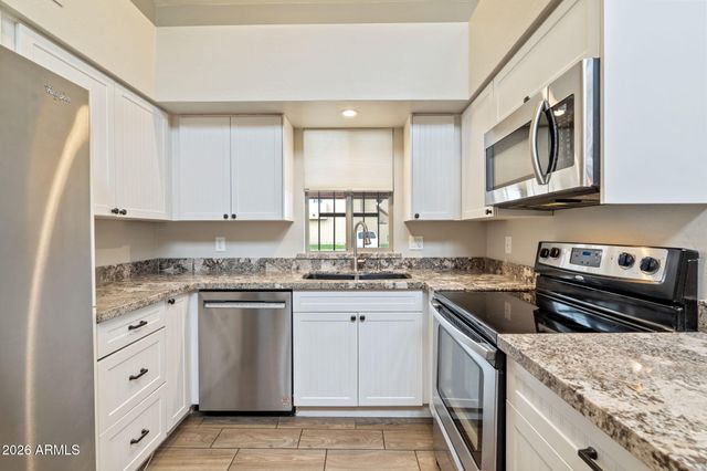 7840 N 7TH Street 1, Phoenix, AZ 85020