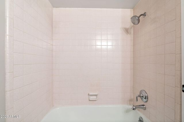 7840 N 7TH Street 1, Phoenix, AZ 85020