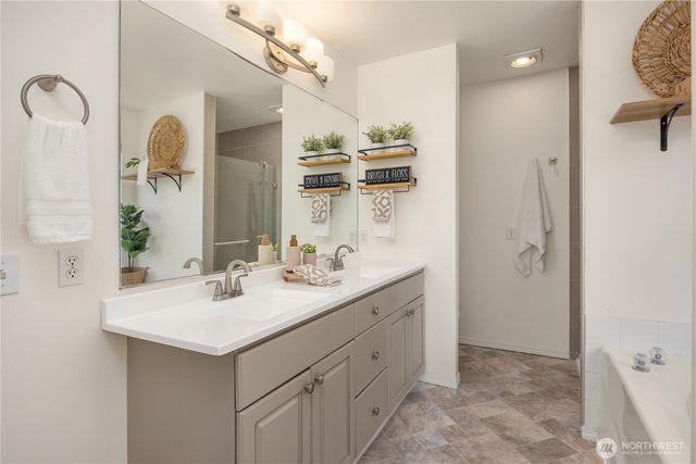 30022 125th Court SE, Auburn, WA 98092