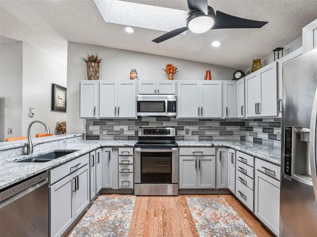 444 HILDALGO DRIVE, The Villages, FL 32159