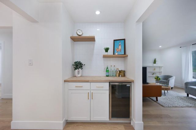 2316 W Swain Rd, Stockton, CA 95207