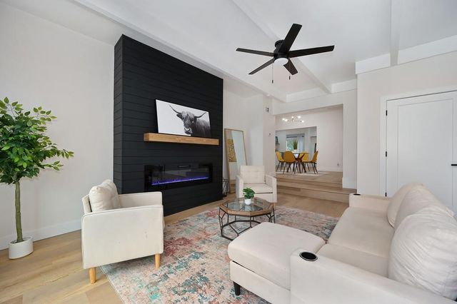 2316 W Swain Rd, Stockton, CA 95207