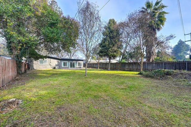 2316 W Swain Rd, Stockton, CA 95207