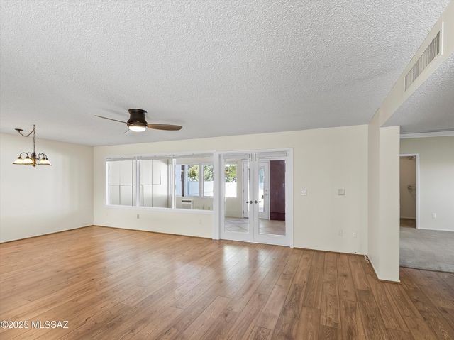 5032 N Northridge Place, Tucson, AZ 85718