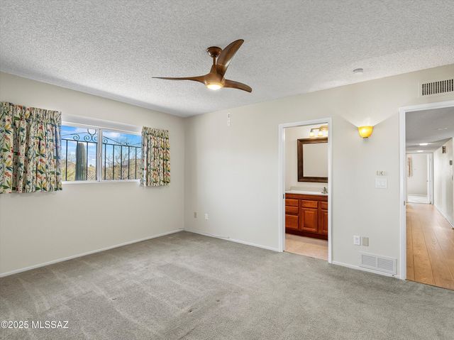 5032 N Northridge Place, Tucson, AZ 85718