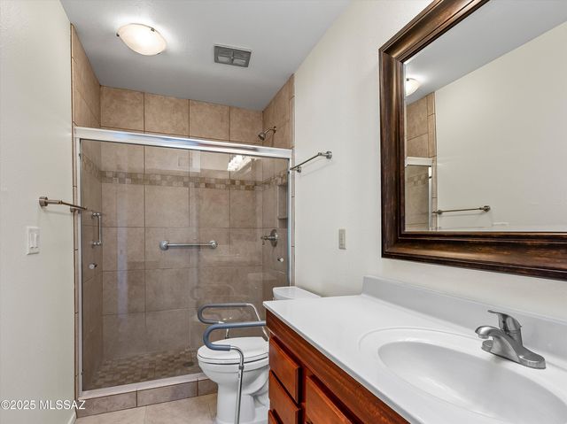 5032 N Northridge Place, Tucson, AZ 85718