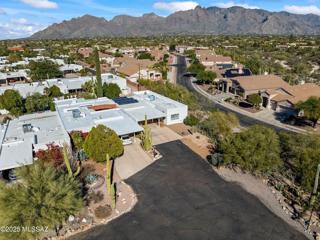 5032 N Northridge Place, Tucson, AZ 85718