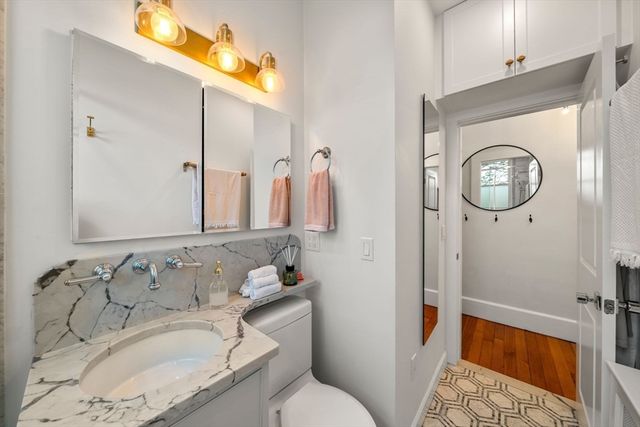 554 East 4th St 1B, Boston, MA 02127