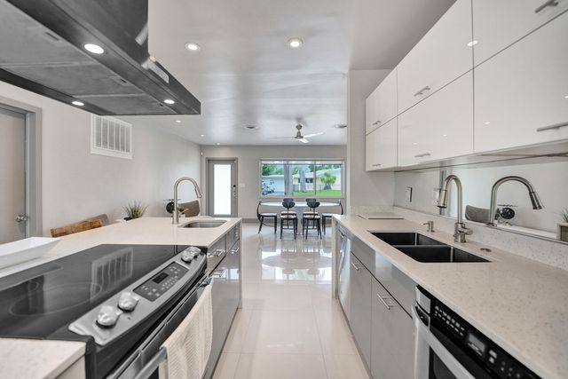 1908 NE 27th Drive, Wilton Manors, FL 33306