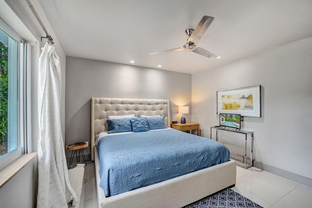 1908 NE 27th Drive, Wilton Manors, FL 33306