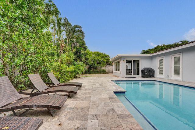 1908 NE 27th Drive, Wilton Manors, FL 33306