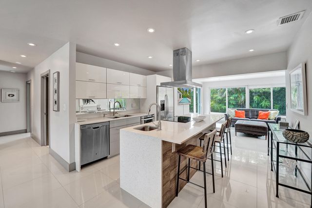 1908 NE 27th Drive, Wilton Manors, FL 33306