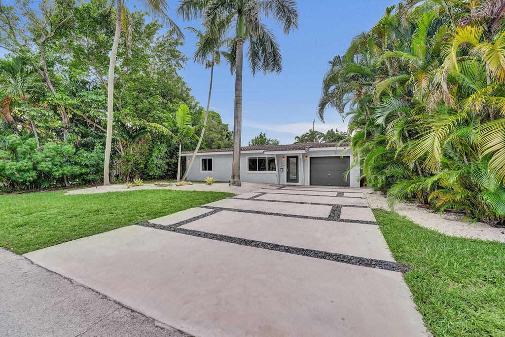 1908 NE 27th Drive, Wilton Manors, FL 33306