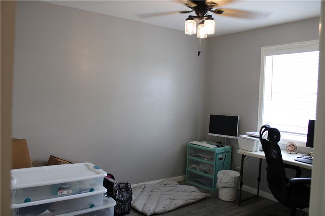1003 S Pearl Street, Comanche, TX 76442
