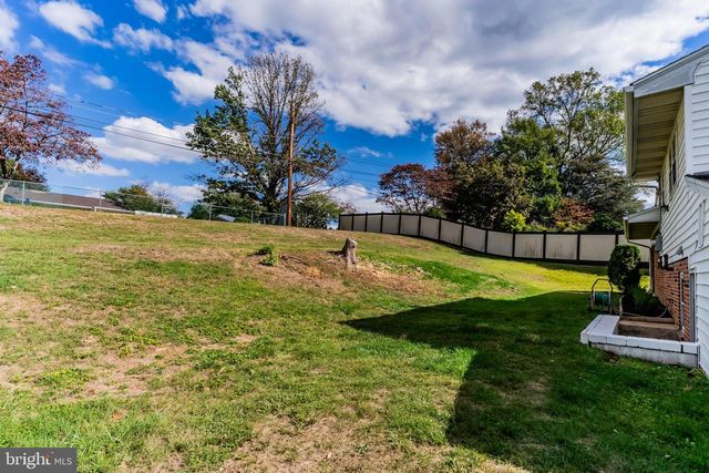 837 W FOXCROFT DRIVE, Camp Hill, PA 17011